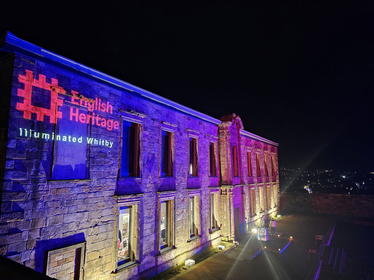 Jpjm1964's tweet photo. Fantastic opening night for #IlluminatedWhitby at Whitby Abbey,  @EnglishHeritage have done themselves proud here, well worth a visit for anyone in the town until 2nd November @VisitWhitby #Whitby #Dracula #Yorkshire https://t.co/TwPlZoVl2u
