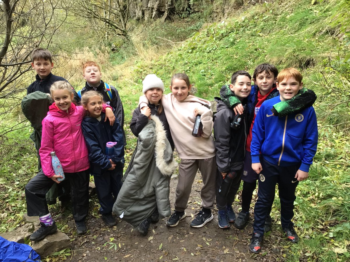 j_shelf's tweet photo. Year 6 having lots of fun. https://t.co/SGEkmrMx8t