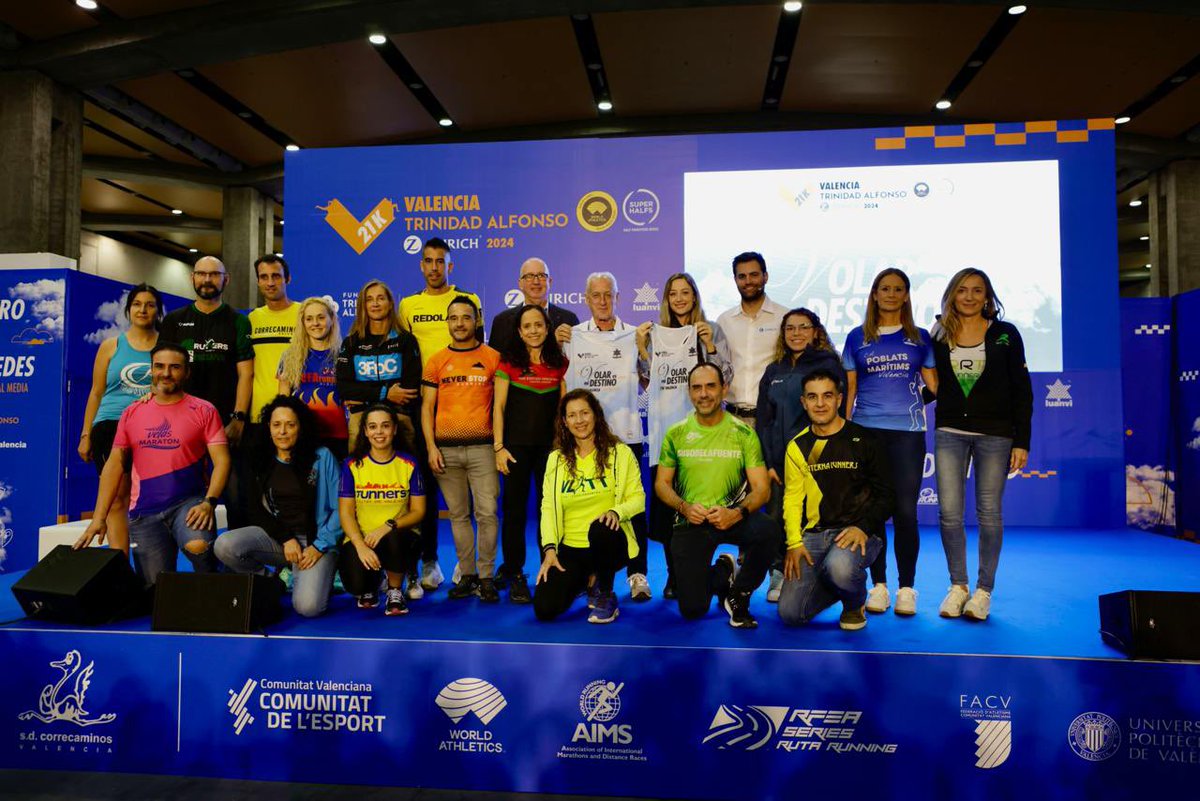 CE RUNNERS RIO TURIA tweet media