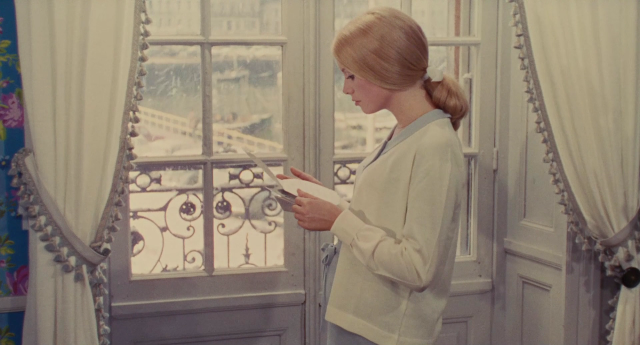 the umbrellas of cherbourg (1964)