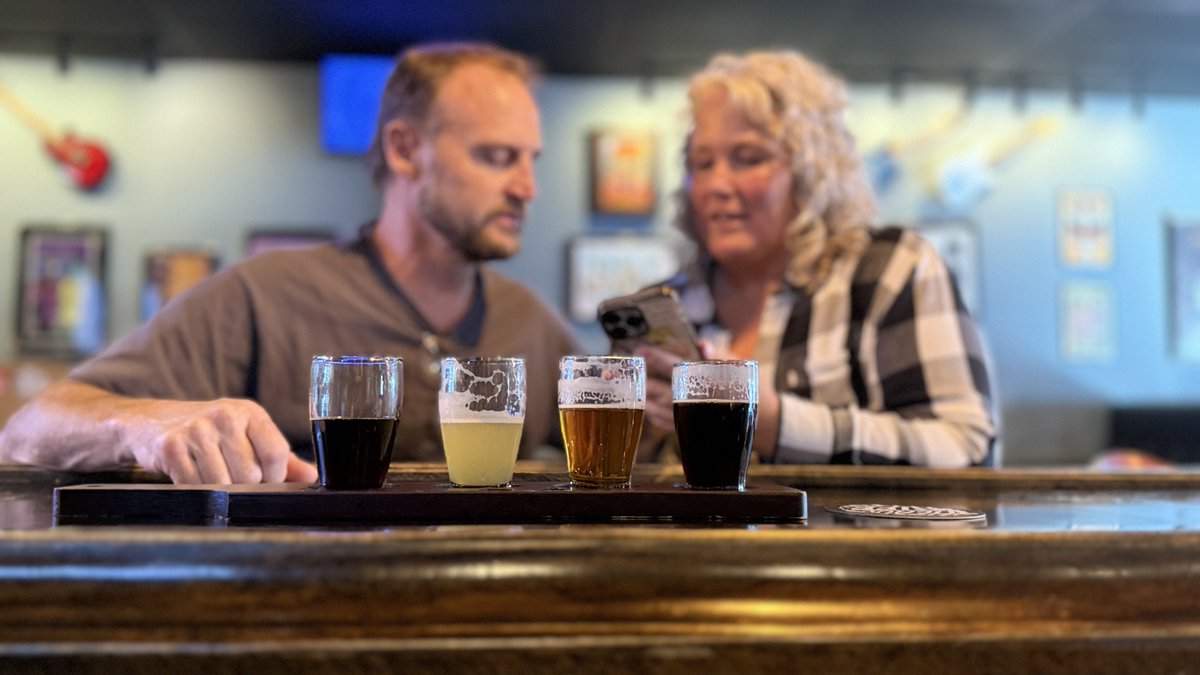 Feeling indecisive? Order a flight!

#heavyriffbrewing #craftbeer