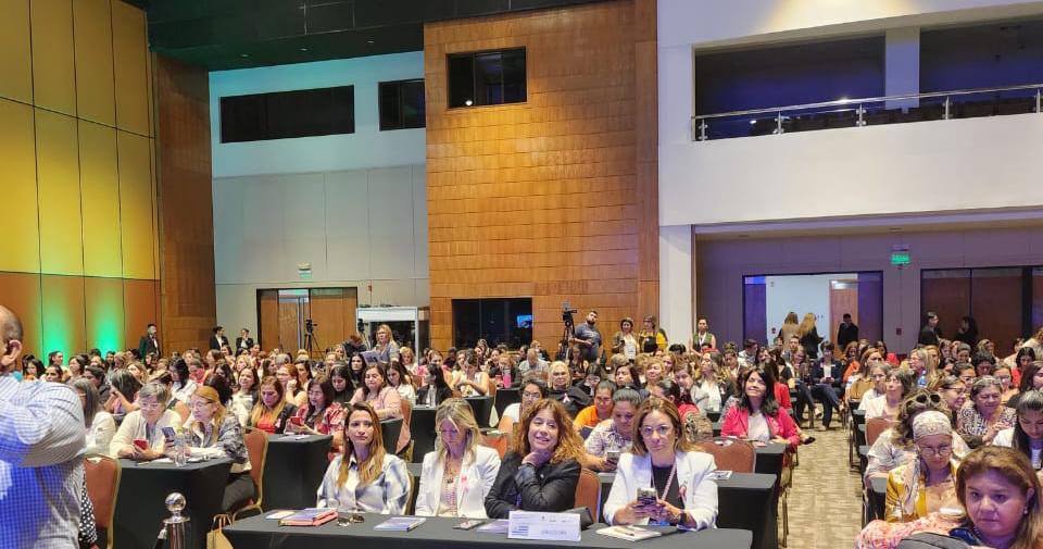 minturuy's tweet photo. Uruguay presente en la Primera Conferencia Regional sobre Empoderamiento de las Mujeres en el Turismo en América Latina y el Caribe, organizada conjuntamente por ONU Turismo y la Secretaría Nacional de Turismo de Paraguay. https://t.co/AafXVfBmdl