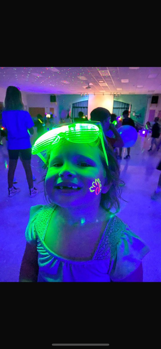 CoralReefSDPBC's tweet photo. LIGHTS ON AFTER SCHOOL at The Reef! @afterschool4all @ExtLrngSDPBC @RachelCapitano @jennsandersusa @southPbcsd https://t.co/zJwaKsXQfX