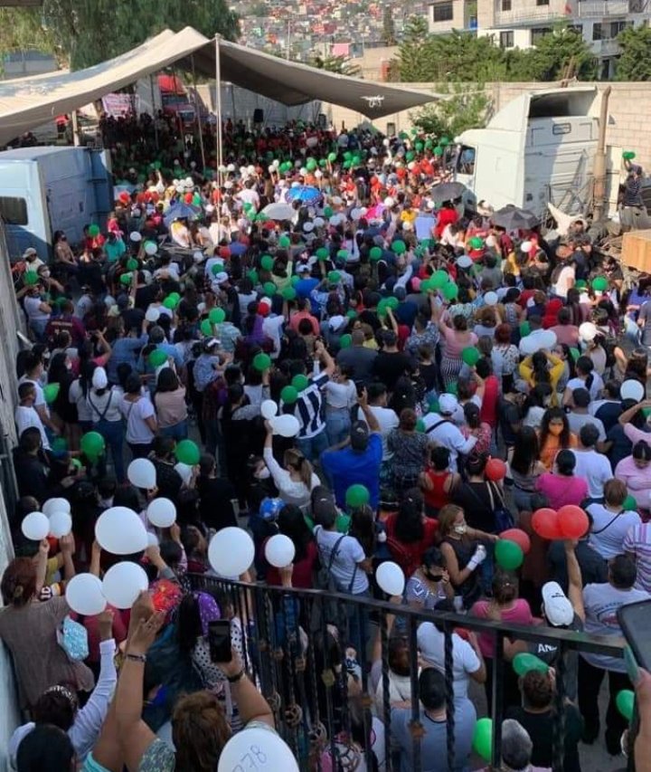 SSS_Serch13's tweet photo. Recuerdo de un gran evento que realizamos un grupo de Amigxs y un servidor!
Más de #3_MIL personas logramos que  asistieran!

#TrabajandoPorLaComunidad https://t.co/TchQ2SyzLw