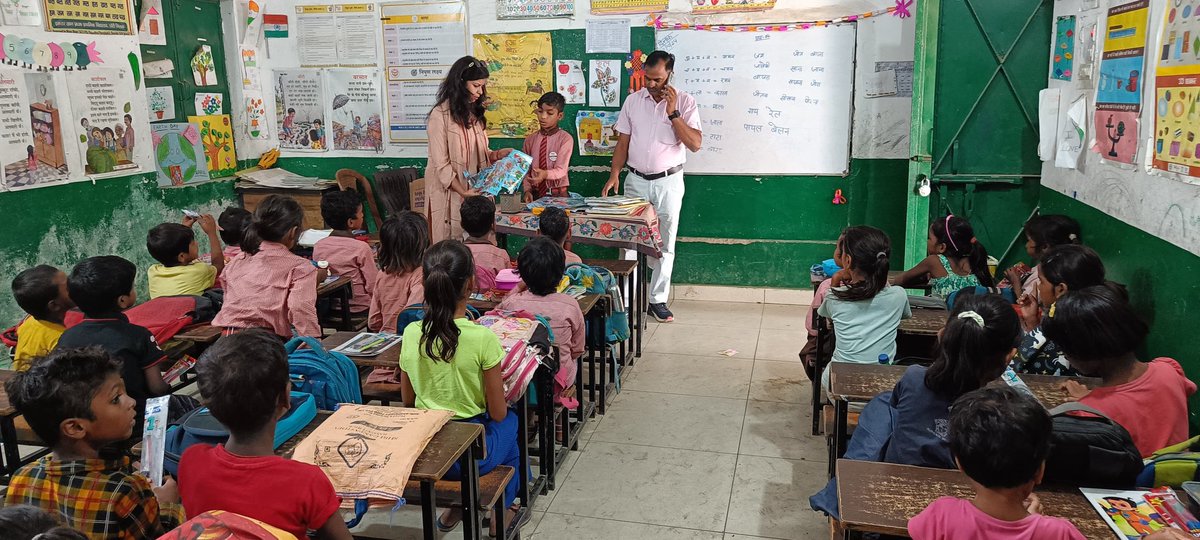 Every child holds a dream too big for their hands, but their hearts embrace it with hope. Their dreams go beyond toys—they dream of classrooms, books, and a future where they stand proud. Let’s give their dreams wings.🪽 <a href="/EMCT19/">EMCT</a> <a href="/dmgbnagar/">DM G.B. Nagar/NOIDA</a>  <a href="/Bsagbn1/">Bsagbn</a> #EducationForAll