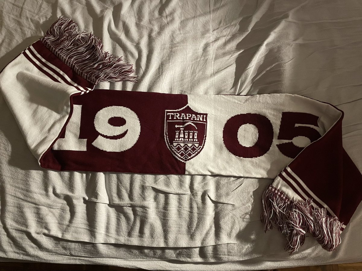 Taki prezent z wakacyjny wuajaży przywiózł mi <a href="/jawost/">jawost</a>, nie mam wyjścia od dzisiaj Serie C ląduje w ulubionych na Flashscore 😉🇮🇹