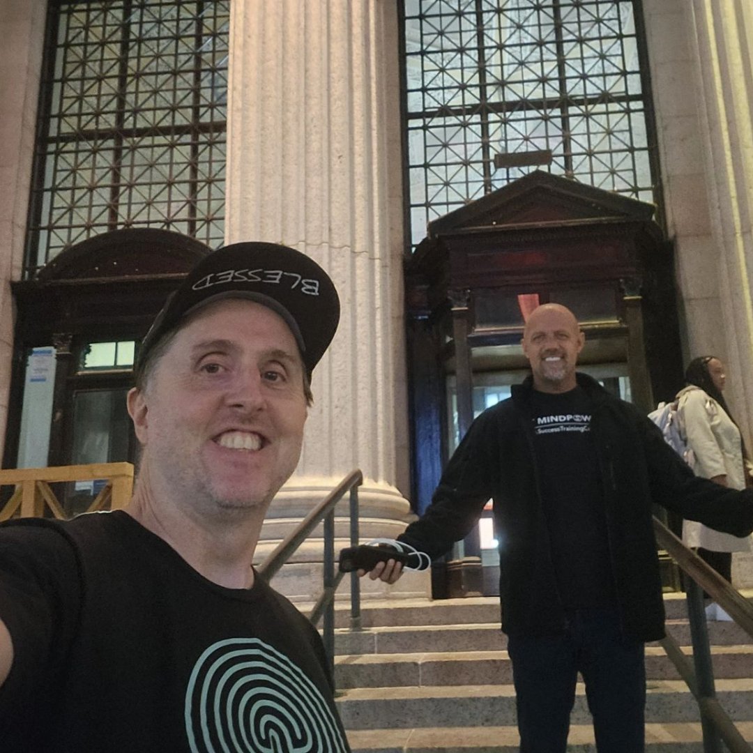 CG Pro (@becomecgpro) on Twitter photo Thanks everyone who saw our co-founder Edd's keynote at <a href="/vrtly_live/">Virtually Everything</a>! It was a full circle moment presenting before one of his CG heroes, Paul Debovick. Edd heard Paul speak in 1999, inspiring Edd to pursue computer graphics. Edd said "It was like opening for Metallica." Thanks everyone who saw our co-founder Edd's keynote at <a href="/vrtly_live/">Virtually Everything</a>! It was a full circle moment presenting before one of his CG heroes, Paul Debovick. Edd heard Paul speak in 1999, inspiring Edd to pursue computer graphics. Edd said "It was like opening for Metallica."