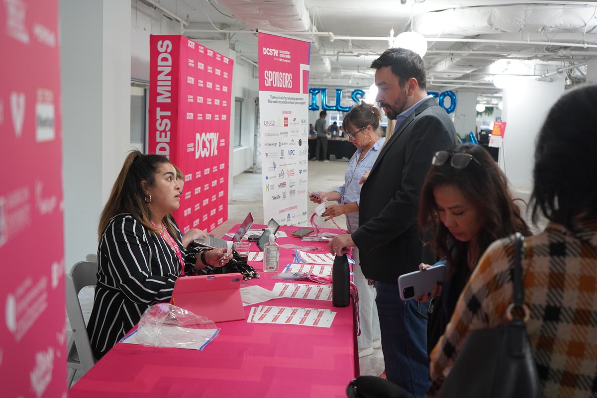 DC_DLCP's tweet image. Exciting day at @dcstartupweek! 🙌 Here’s a glimpse of the inspiring energy and innovative ideas fueling the future of entrepreneurs in the District. Stay tuned for more! #DCStartupWeek #Entrepreneurship