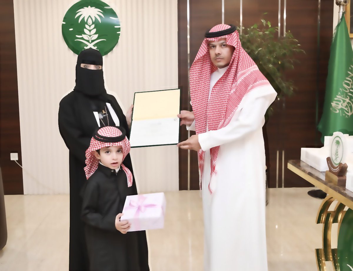 فهد معيض الحسني tweet media