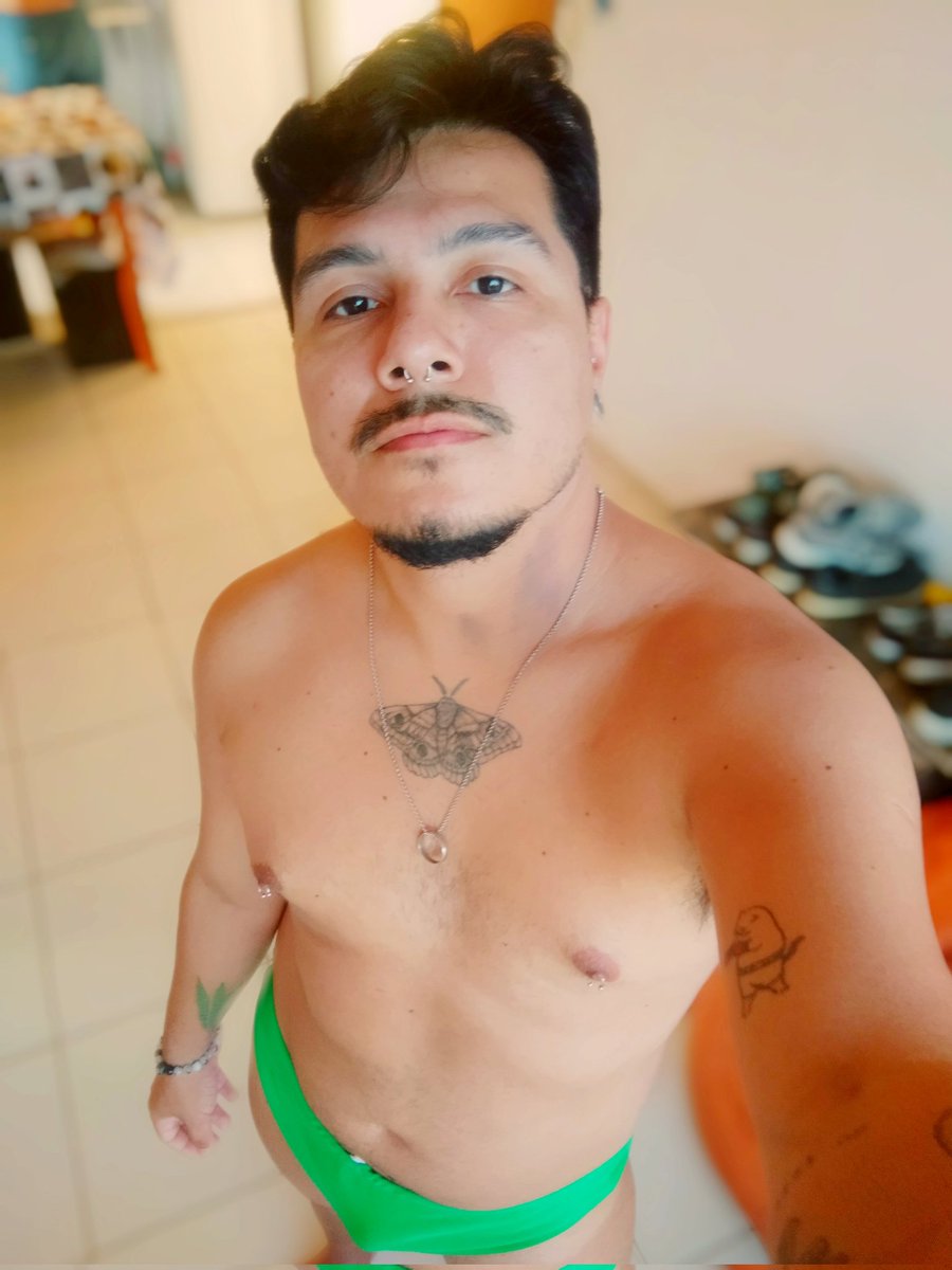 Hominho da Porra se sente livre ⭐ tweet media