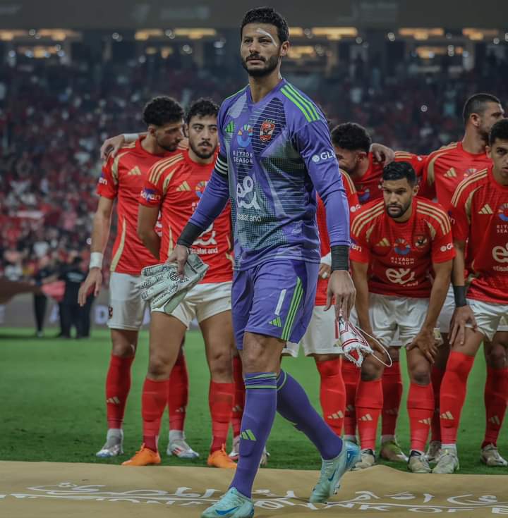 LO0o1_'s tweet photo. الحارس الافضل في القارة عاد إليكم من جديد 🦅❤ https://t.co/oBSEuPLgpm