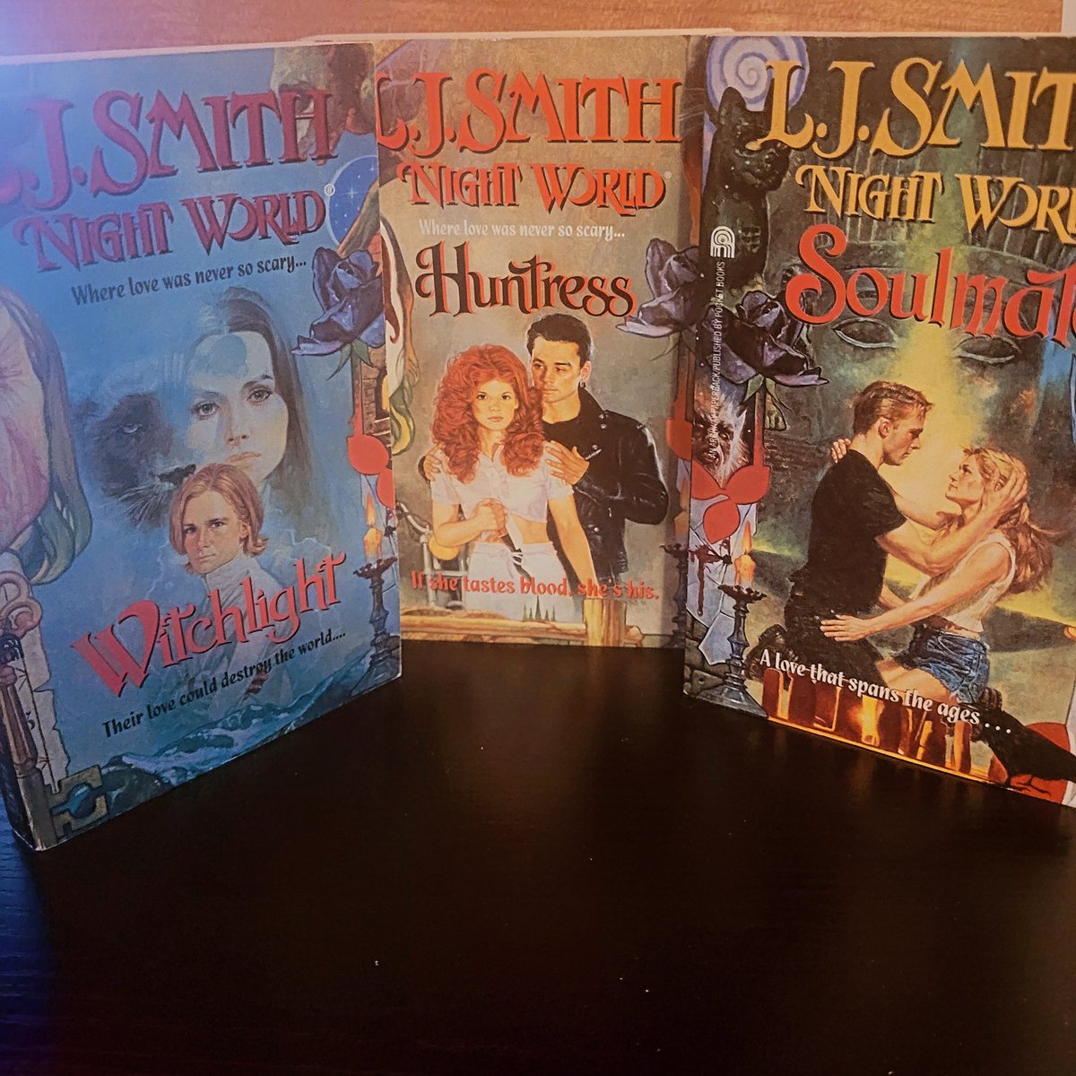 bethfrazine's tweet image. I found these at a thrift store and they were giving Fear Steer vibes so I bought them. Never heard of them. Anyone know anything about them??
#booktwitter #booktwt #bookhelp