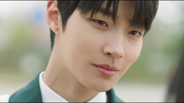 OS4K7's tweet photo. the look of love #familybychoice https://t.co/YqYrVZnYW1