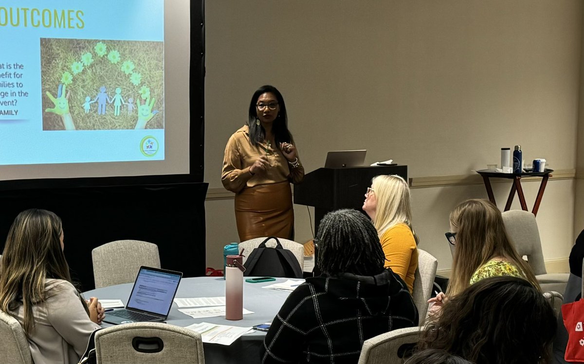 JohnLandesman's tweet photo. Full house for “Effective Culturally Responsive Family Engagement Doesn’t Just Happen: Make a Plan” Great presenting with the amazing @FFengagefamily &amp; @EdvinMHernandez! @NAFSCE #NAFSCEAssembly24 https://t.co/pb7ZPEnlY6
