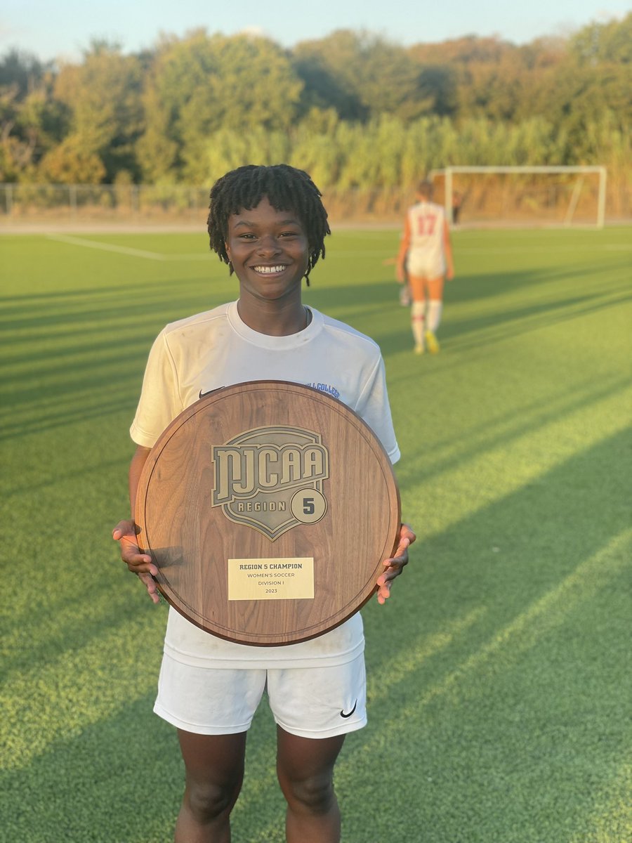 nadia_B1o's tweet photo. Regional V Champion ✅ Great team win yesterday! Now, on to the next—Districts on Nov 7! @HC_HillSoccer @NJCAARegion5 @NJCAA https://t.co/oKZpkjsaUZ
