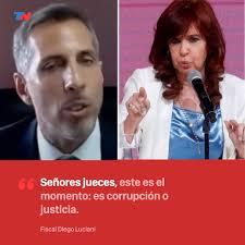 migeroli's tweet image. #TodosConLuciani