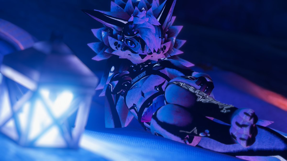 Wana come cuddle?

#novabeast #VRChat #Nsfw #Furry