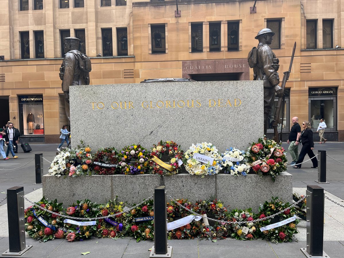 unaansw's tweet photo. Sydney’s Annual United Nations Day Commemorative Service at Martin Place was a beautiful tribute, honoring Australian and global UN Police, Military Peacekeepers, and Civil Service personnel who tirelessly uphold global peace. 🇺🇳💙 #UnitedNationsDay #Peacekeepers #HonoringHeroes https://t.co/aTg9Yra2gD