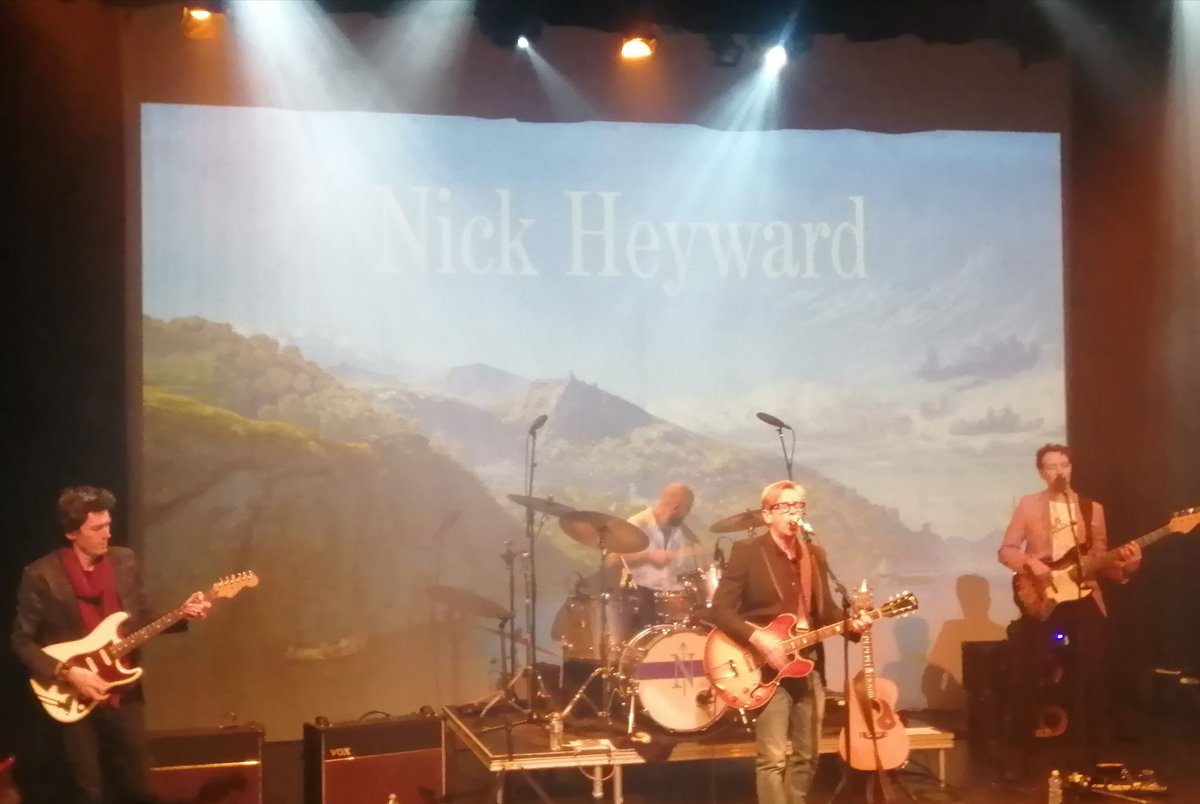 mrsjackD's tweet photo. Living my teenage dream.
Nick Heyward was totally charming last night. Amazing band too.
@NickHeyward
@WatersideArts
#nickheyward
#haircutonehundred
#takethatsituation
#favouriteshirts
#loveplusone
#bluehatforablueday https://t.co/GJHmVudU9d