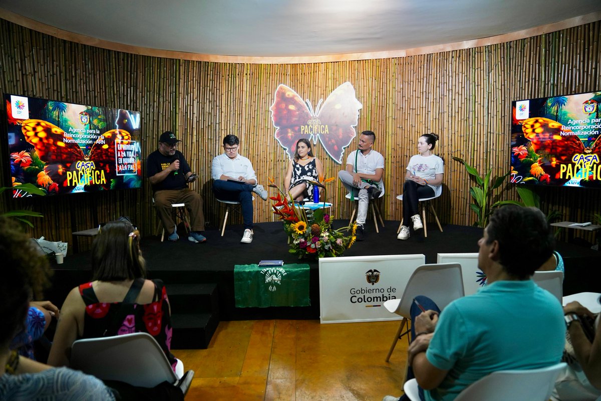 ARNColombia's tweet photo. 🗨️  "Estamos abriendo una brecha difícil, pero lo estamos haciendo. Cuando participo en estos escenarios, me llena de orgullo saber que estamos logrando cosas importantes con la Red de Viverismo de la Amazonía”, – Armando Aroca, firmante de paz. https://t.co/WkmsaZW46s