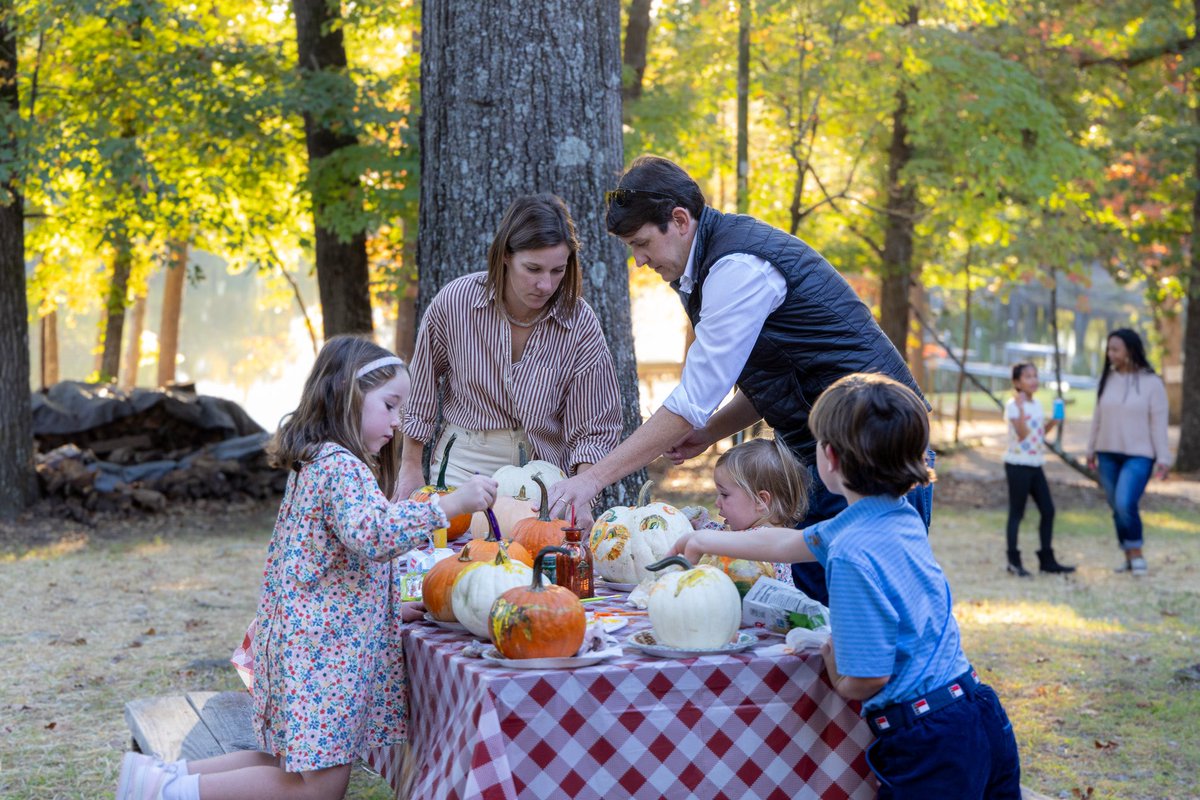 We had an amazing night at the Atlas Stark Fall Family Get-Together! It was so wonderful to see everyone come together, sharing good food and enjoying each other’s company. A huge thank you to our employees and their families for making it such a memorable day.