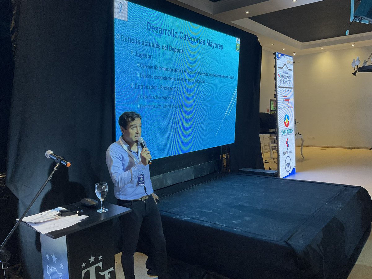 CongFutbolTuc's tweet photo. #1erCongresoDeFutbolTucumano
Disertan el D.T. Juan Diego Prieto y el Lic. David Sanchez Gallardo. “Desarrollo y actualidad del FutSal AFA en Tucuman. Teoría del aprendizaje y etapa fundamental para el FutSal formativo”
@LigaTucumana 
@atpfna https://t.co/7fyqjAUhnv