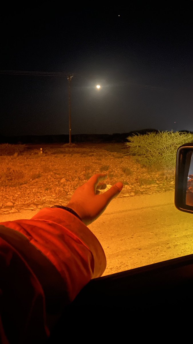 hamoodczx's tweet photo. Night shift is such a vibe https://t.co/XLpHjS93lk