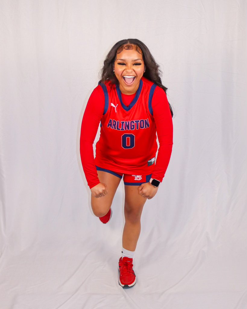 CoachWestbrooks's tweet photo. Another Lady Lion siting ….. Class of 2024 

Once a Lady Lion always a Lady Lion. 

College kick off going well. Good luck this season my girls 🫶🏽

Media Day ✅
Grades ✅
Responsibility &amp; prioritizing ✅ https://t.co/3F7YhvBbAt