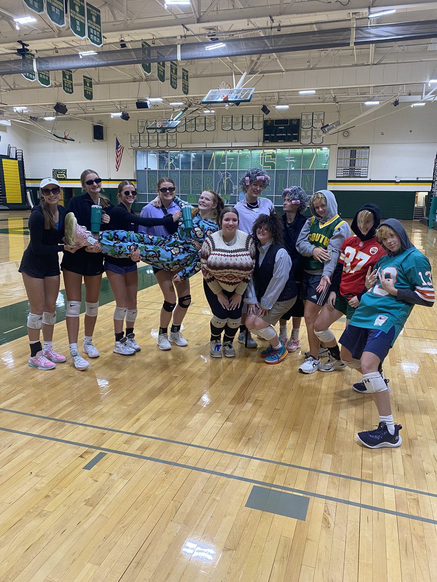 SM South Volleyball tweet media