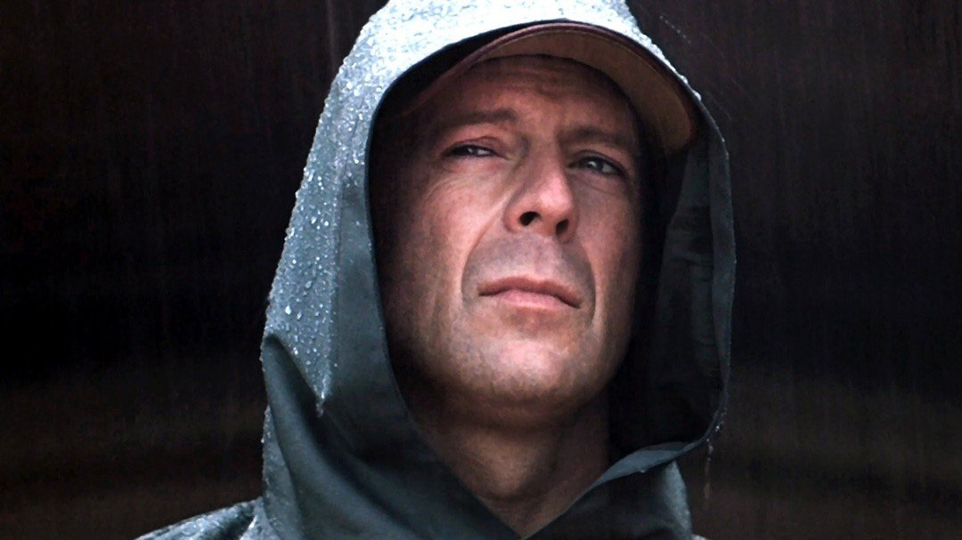 comodonerd's tweet photo. 10 FILMES COM FINAIS INESPERADOS 👇

CORPO FECHADO – Unbreakable (2000) https://t.co/Ys0Ex3biqL