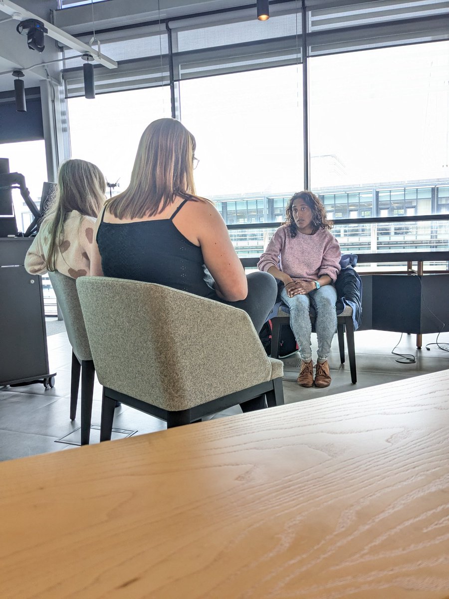 PlymSocialWork's tweet image. This week, our final year students honed their communication, information-gathering, and decision-making skills with the help of a fantastic actor @RimcaK &amp;amp; @AvatarJo_Online Great opportunity to practice real-world scenarios in a safe learning space! @PlymUniHealth