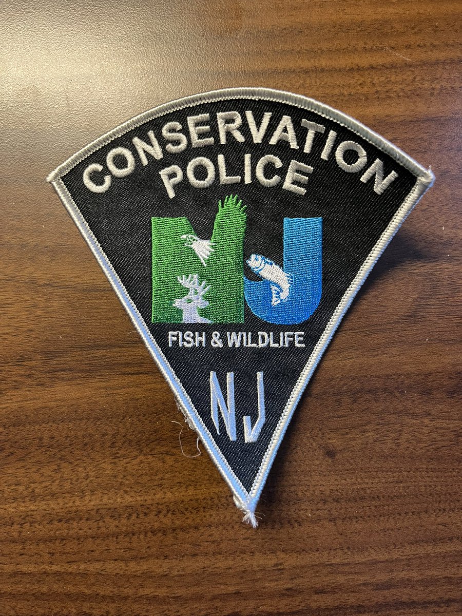 richruck's tweet image. Received a new #policepatch from our partners @NewJerseyDEP #fishandwildlife #police to be added to our @ESUniversity #criminaljustice board. @WarriorAlumni @ESU_APSCUF @ESUWarriors @ESU_SAA @ESUVets @ESUcareercenter @VisitPoconos #professor #Police #LawEnforcement