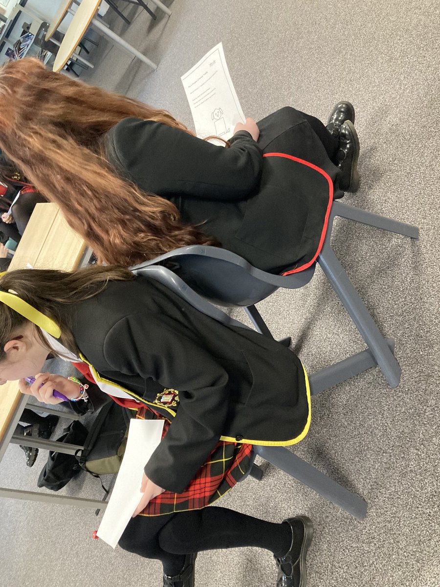 StAmbroseSci's tweet image. An amazing second day of training for our Nurture leaders. Thank you our Julie for leading the evening with Mrs Slavin. Look out for the 🐝 bee kid badges. #LearinginFaithHopeLove #Ambees #Nurture #Kindness  #Proud @stambrosehigh @MrsMacPhailDHT