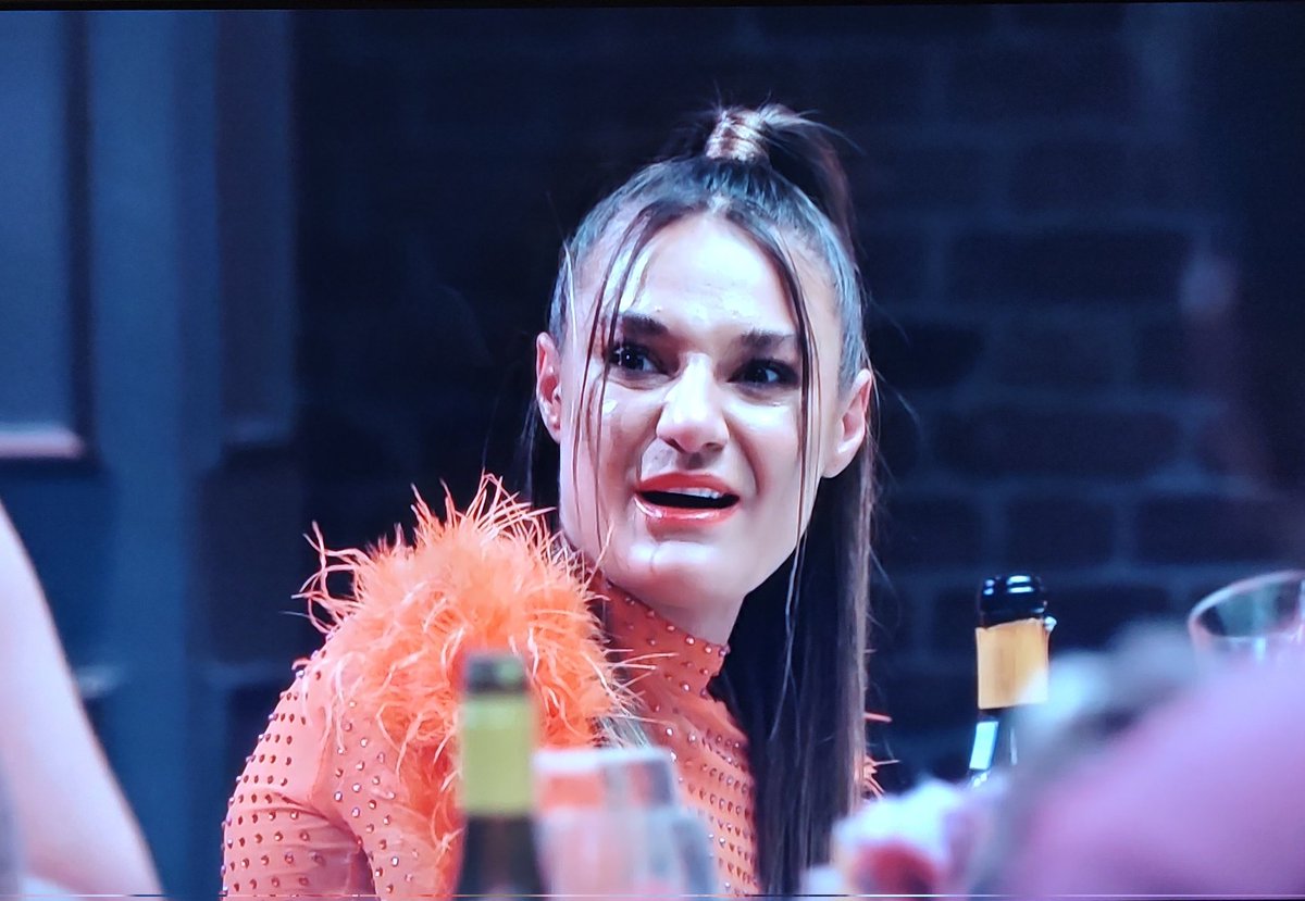 Darkeside2017's tweet photo. #MAFSUK so Kieran kisses Adam and Polly.. wtf was he thinking he's just hurt her feelings to the core.. it's not funny mate #MAFS @MAFShysteria https://t.co/fSvs9Qi7Bx