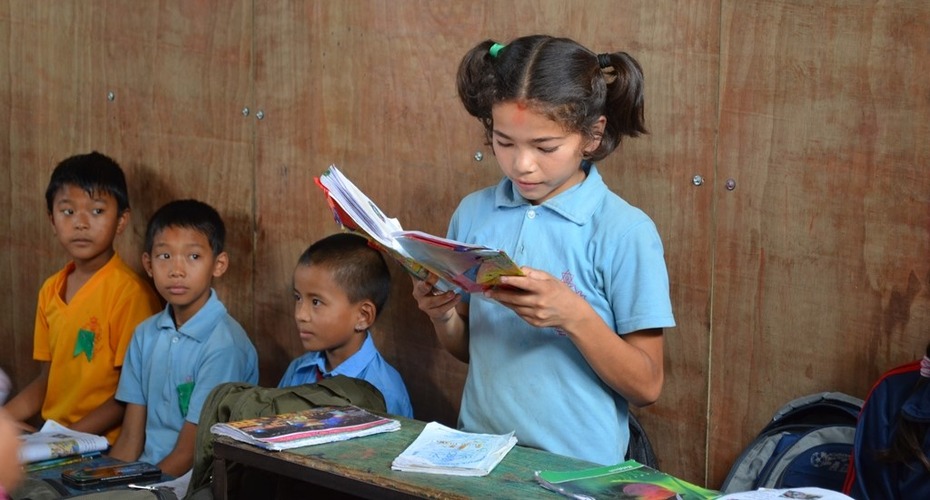 EduInCrisis's tweet photo. #LearningCrisis
“Going to school, day after day, and not understanding anything is a miserable experience” - Karthik Muralidharan

We are facing a global learning crisis because schooling does not automatically result in learning, leaving many behind in learning. https://t.co/YkGbzvgfA5