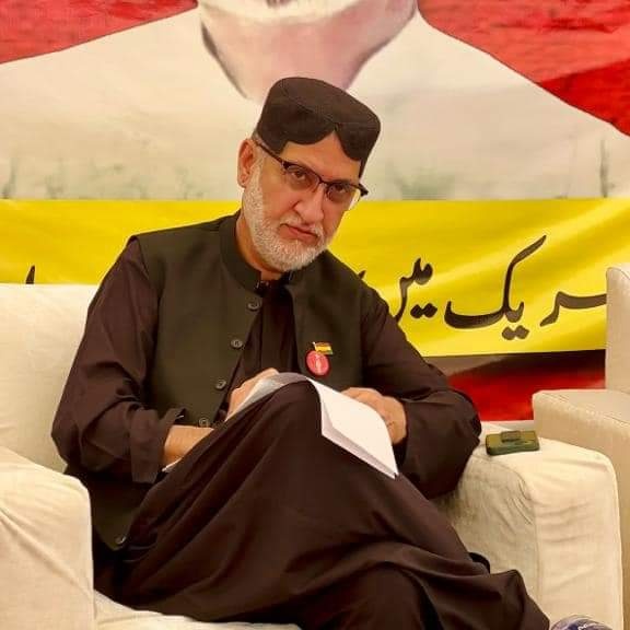 Umebaloch786's tweet photo. #WeStandWithAkhterMengal 
@sakhtarmengal https://t.co/j8zEqe83WM