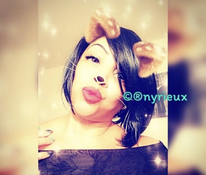 💋 #throwbacks https://t.co/dqC1UzLPfI<a href="/tag/throwbacks"class="tags">#throwbacks</a>