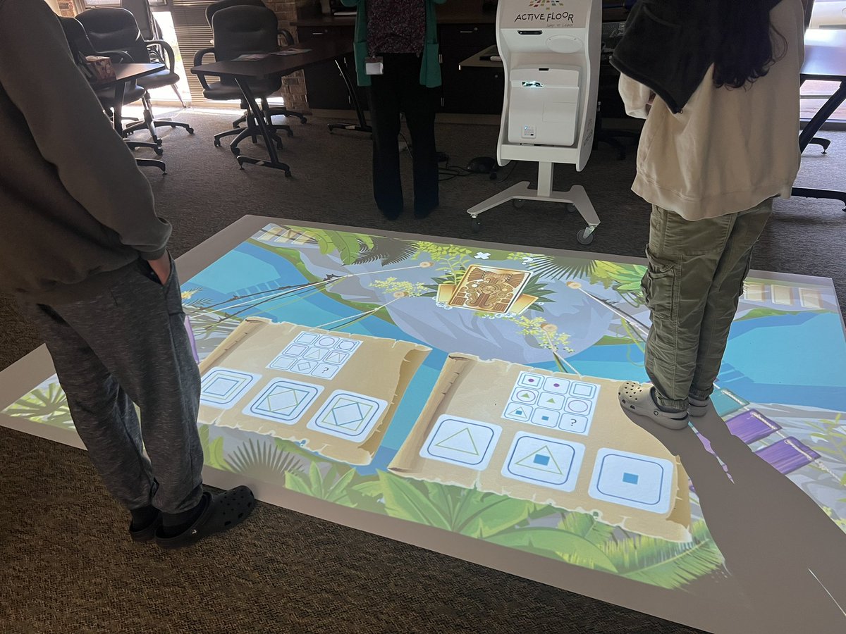 martipineLCSW's tweet photo. We did some competitions and team building through @Active_Floor during group today! https://t.co/egD6yE4dbJ