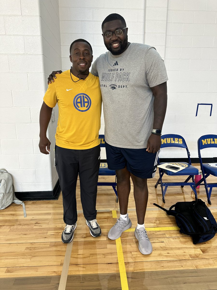 _alamoheightsladyhoops (@alamoheightsgi1) on Twitter photo Shout out to SA legend <a href="/LavarisDuncan24/">Lavaris Duncan</a> for stopping by practice today looking for future <a href="/NevadaWBB/">Nevada Women’s Basketball</a> hoopers! #wolfpack #mulesup 💙💚 Shout out to SA legend <a href="/LavarisDuncan24/">Lavaris Duncan</a> for stopping by practice today looking for future <a href="/NevadaWBB/">Nevada Women’s Basketball</a> hoopers! #wolfpack #mulesup 💙💚
