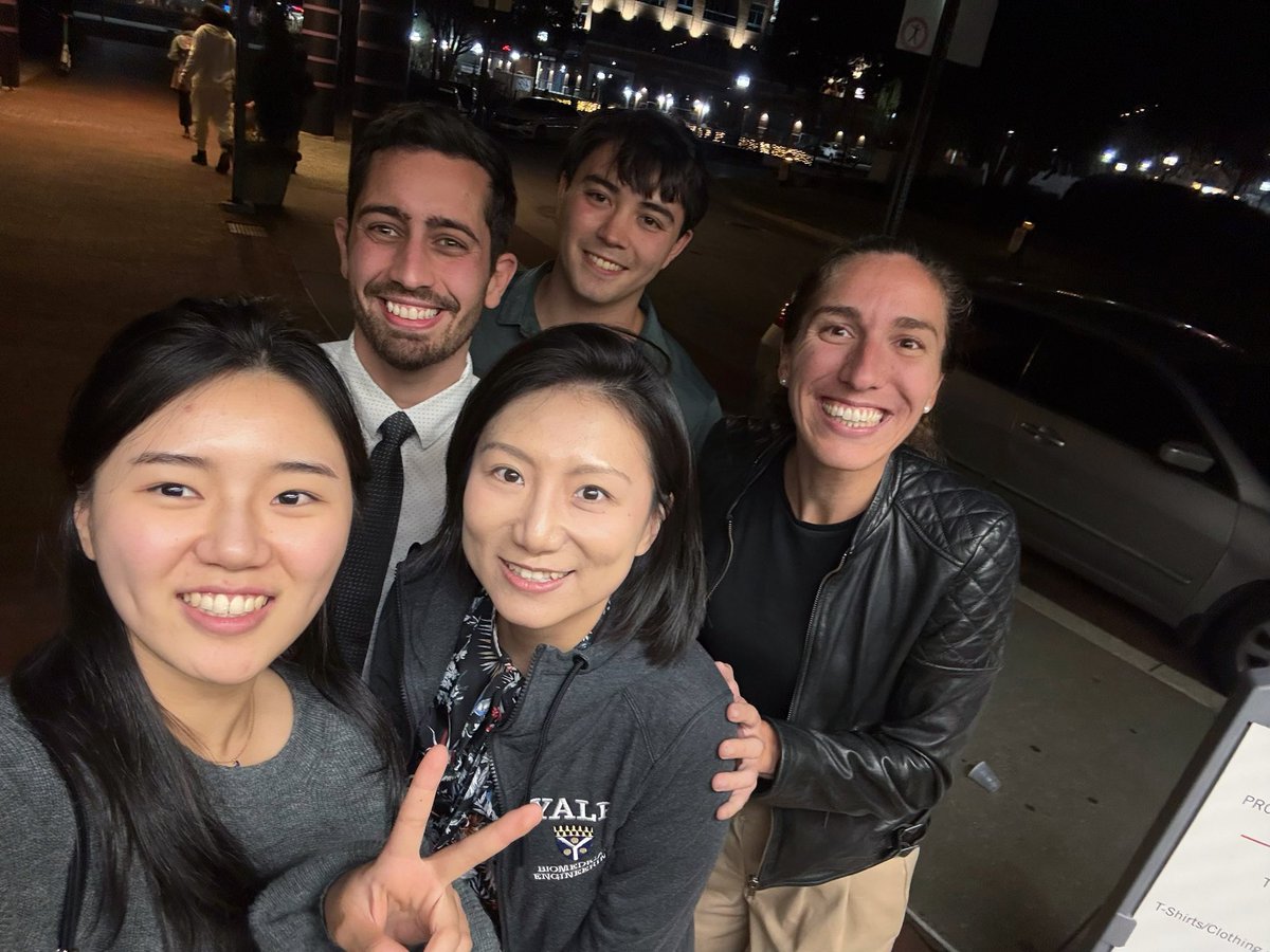 YangXiaoBME's tweet photo. Reuniting with friends from the school days is incredible! It feels like no time has passed, yet we’re all so much wiser. 🤩 @YaleBme @_Jungmin_Nam #BMES2024 https://t.co/ihoRzOiP3c