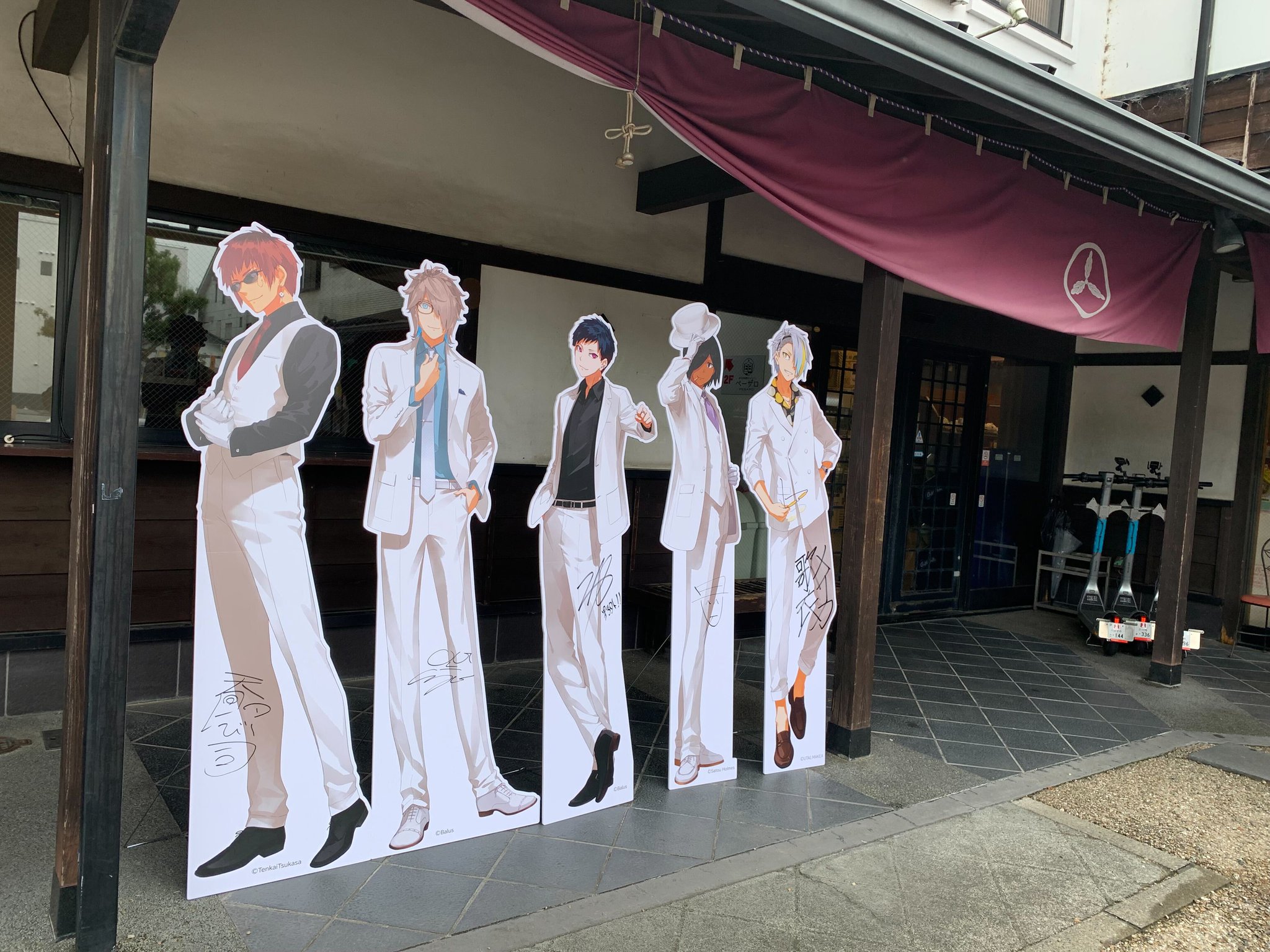 Gas23qqaAAIvWdt.jpg:large