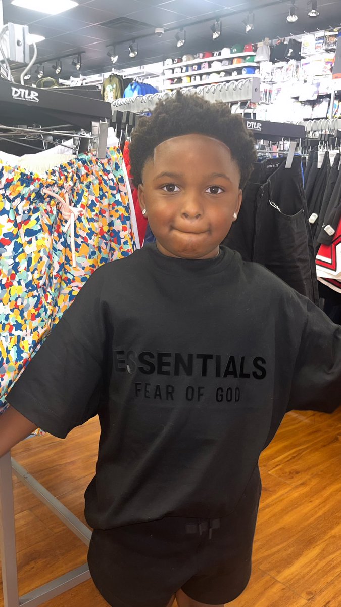 prettianaaa's tweet photo. My kid🖤 https://t.co/oF1rzqEBhP