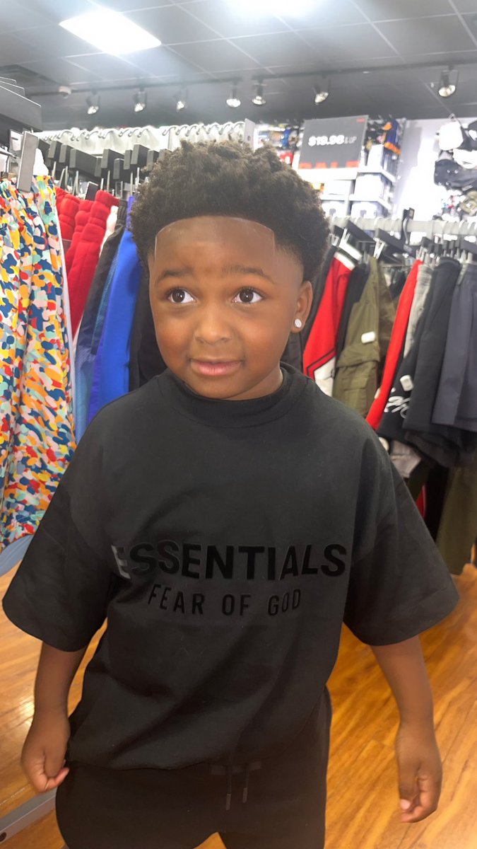prettianaaa's tweet photo. My kid🖤 https://t.co/oF1rzqEBhP