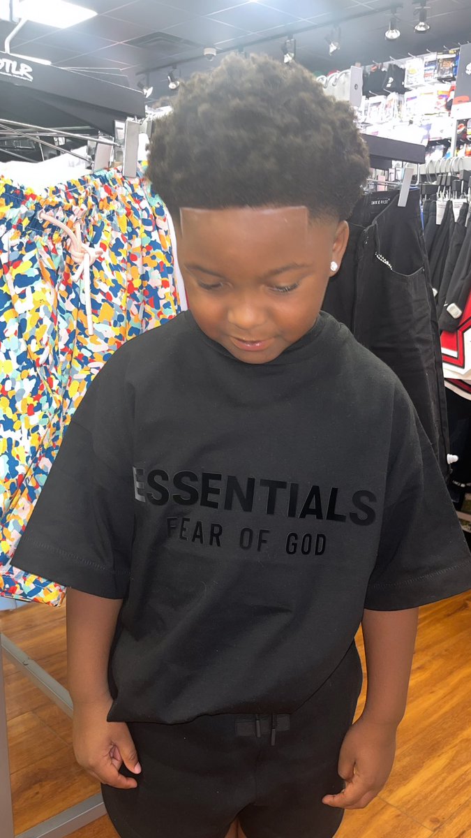 prettianaaa's tweet photo. My kid🖤 https://t.co/oF1rzqEBhP