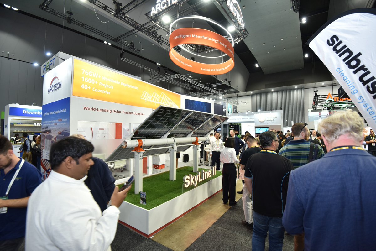 ArctechSolar's tweet image. #ArctechExhibitin The 2-day grand @AllEnergyAU 2024 has concluded, and Arctech&apos;s participation in this event has been fruitful and unforgettable.
This year, Arctech showcased #solartracking solutions and #energystorage systems #BESS
Stay tuned for a wonderful recap video!
#solar