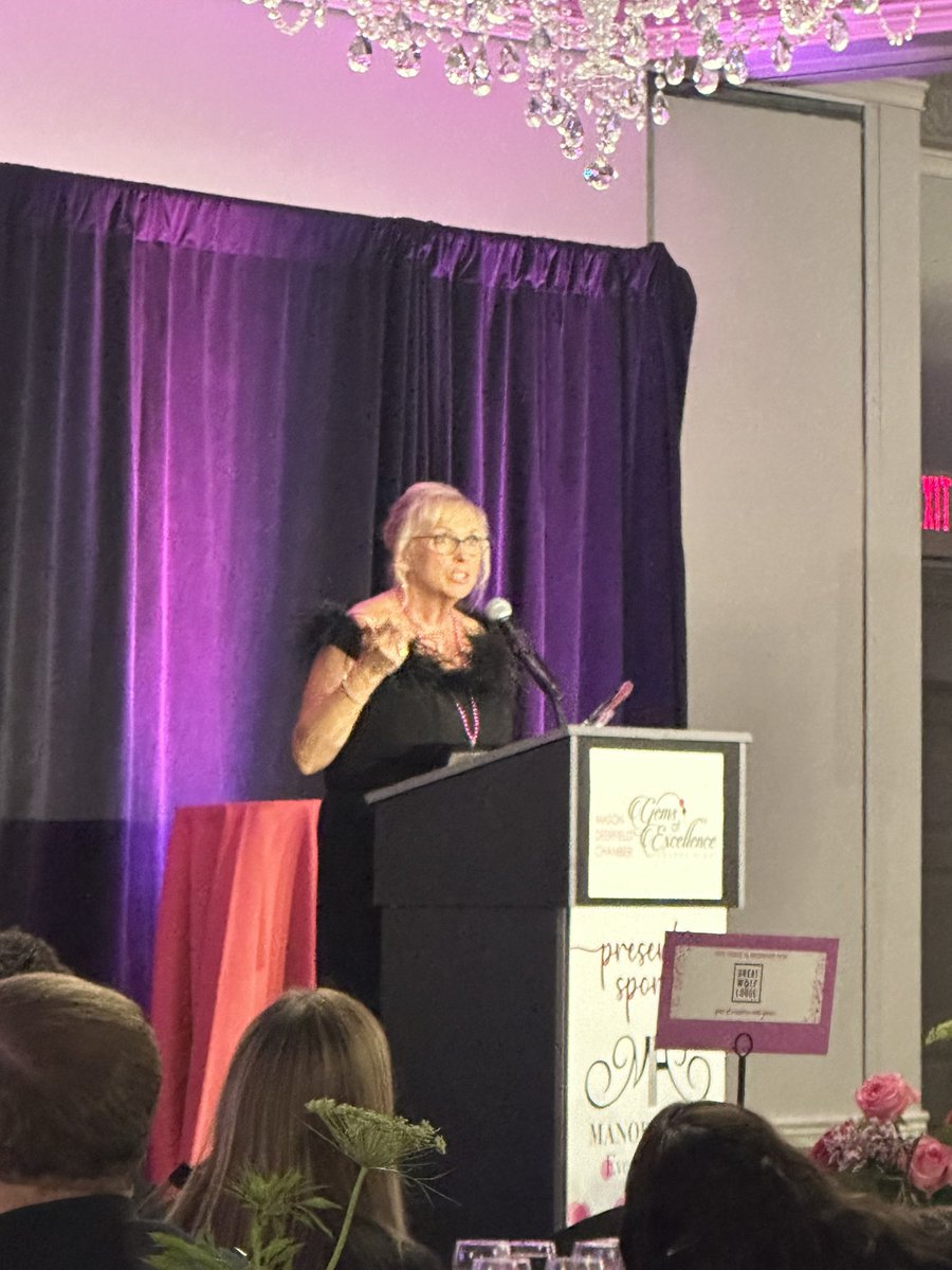 GregSearsEdu's tweet image. Congratulations to @DawnGould_ for winning The People’s Choice Gem of Excellence Award at @madechamber dinner!    Well deserved recognition for someone who loves to recognize everyone else in @Kings_Schools !