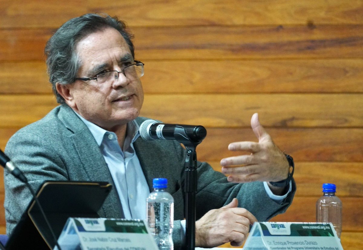 coneval's tweet photo. El Coordinador del @PUEDUNAM, @enprodu, reconoció el valor institucional del #CONEVAL y su relevancia en la generación de información clave para entender y mejorar la toma de decisiones en la política social en 🇲🇽. 

#EvaluarSirve✅ https://t.co/kykltkiq5v