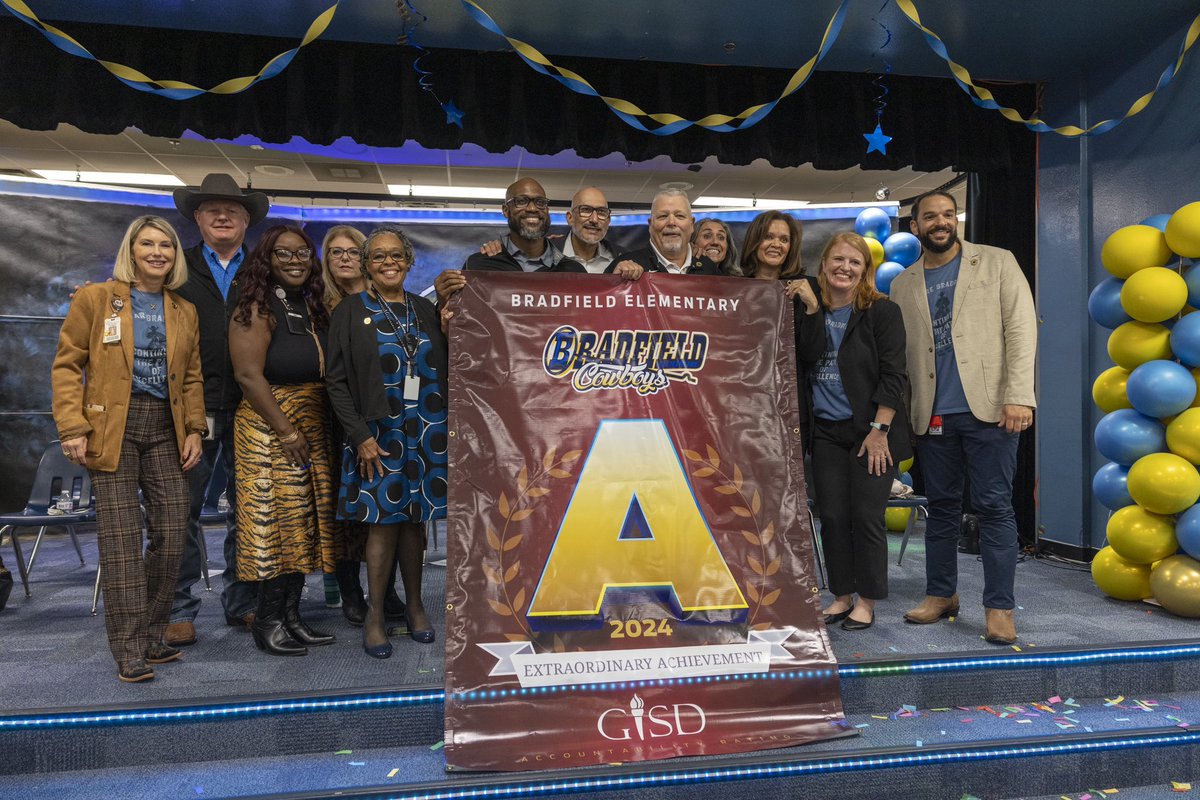 Huge props to <a href="/BES_Cowboys/">Bradfield Elementary</a> for achieving an A rating! 🎉 A testament to the incredible students, staff, and community working together for excellence. So proud of your resilience and all you’ve accomplished! #EducationExcellence #TheGISDEffect
<a href="/drlopez23/">Ricardo Lopez</a> <a href="/gisdnews/">Garland ISD</a> <a href="/JasonAWheeler/">Jason A. Wheeler</a>