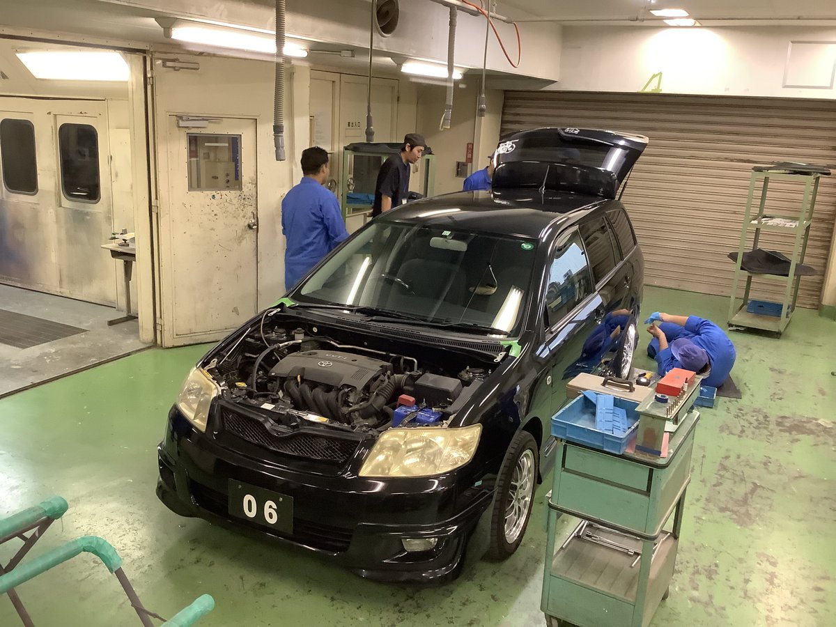 nakakita_ita's tweet photo. 11月3日に開催される「技能祭」に向けて
自動車車体整備科が始動🎉

#板金塗装
#自動車車体整備
#自動車整備
#カスタムカー
#カスタムペイント
#グラインダータトゥー
#マット
#ペイント
#職業訓練
#能力開発センター https://t.co/bDJthUFuwP