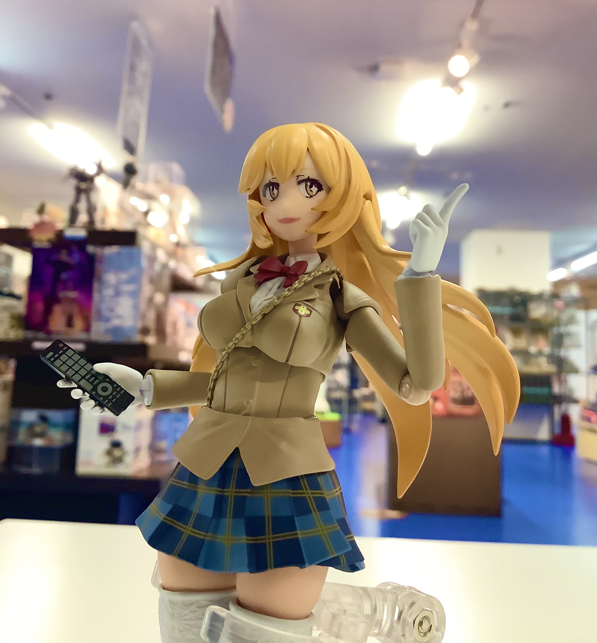 Duh! Last video of the year! An unexpected action figure